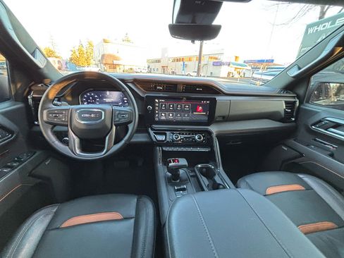 Used 2024 GMC Sierra 1500 AT4 w/ Technology Package image 12