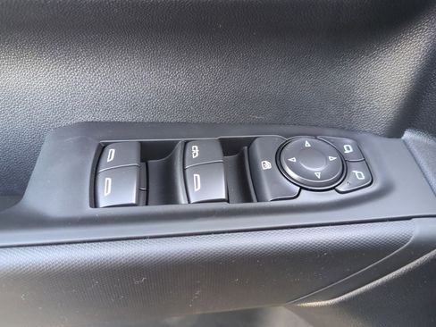 Used 2026 Chevrolet Silverado 1500 Custom image 22