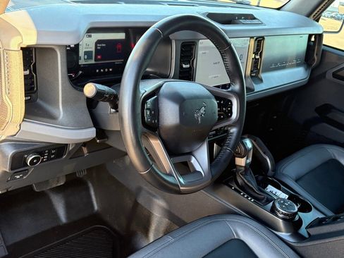 Used 2024 Ford Bronco Big Bend image 15