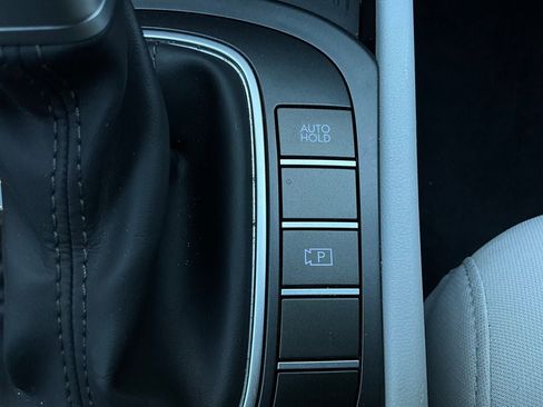 Used 2025 Hyundai Kona SEL image 23