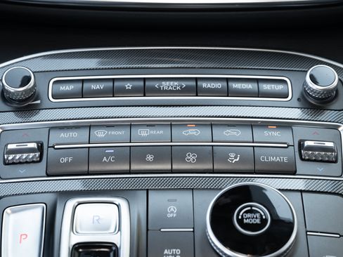 Used 2023 Hyundai Santa Fe SEL image 30