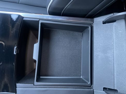 Used 2025 Buick Enclave Preferred image 34