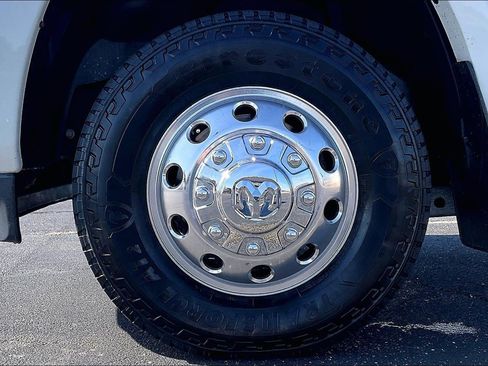 Used 2019 RAM 3500 Limited w/ Max Tow Package image 9