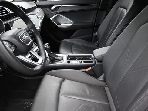 Used 2025 Audi Q3 2.0T Premium AWD/4WD image 13