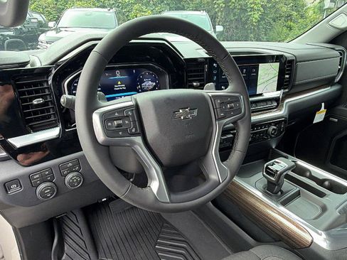 New 2026 Chevrolet Silverado 1500 RST AWD/4WD image 19