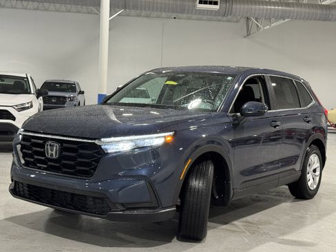 Used 2025 Honda CR-V LX image 43