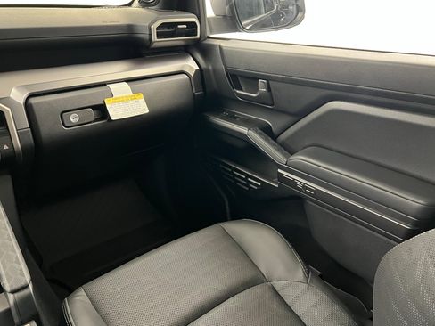 Used 2025 Toyota 4Runner TRD Sport Premium image 11