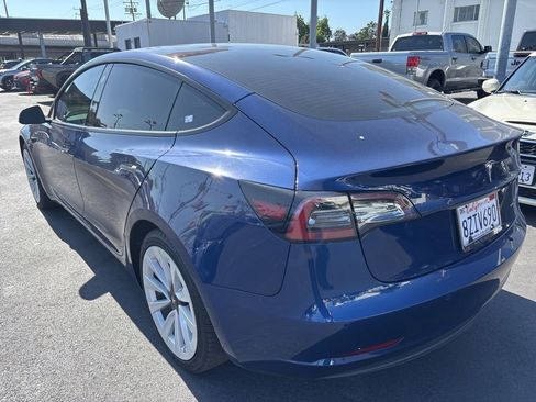 Used 2022 Tesla Model 3 Long Range AWD/4WD image 6