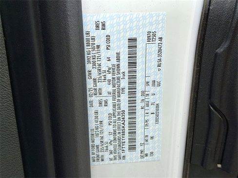 New 2025 Ford Transit 150 Low Roof w/ Load Area Protection Package image 31