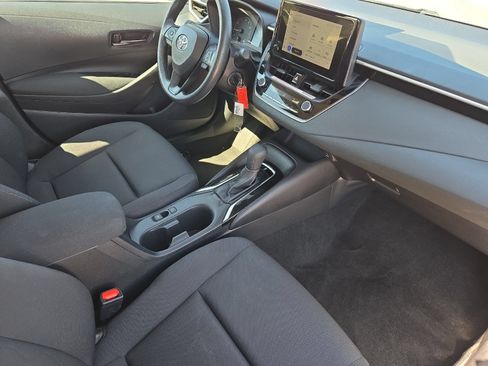 Certified 2025 Toyota Corolla LE FWD image 14