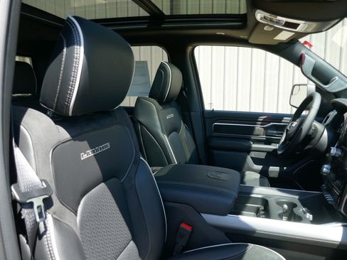 New 2026 RAM 1500 Laramie w/ Laramie Southwest Edition AWD/4WD image 11