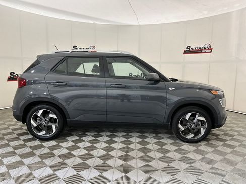 New 2026 Hyundai Venue SEL image 7