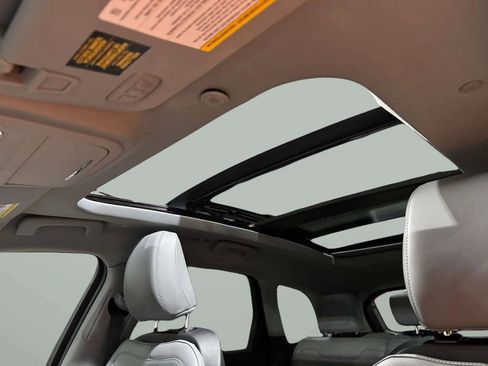 Certified 2022 Lincoln Corsair AWD w/ Premium Package image 14