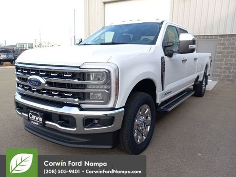 New 2026 Ford F250 Lariat w/ Chrome Package image 7