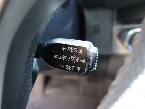 Used 2021 Toyota Tacoma TRD Sport w/ Technology Package AWD/4WD image 13