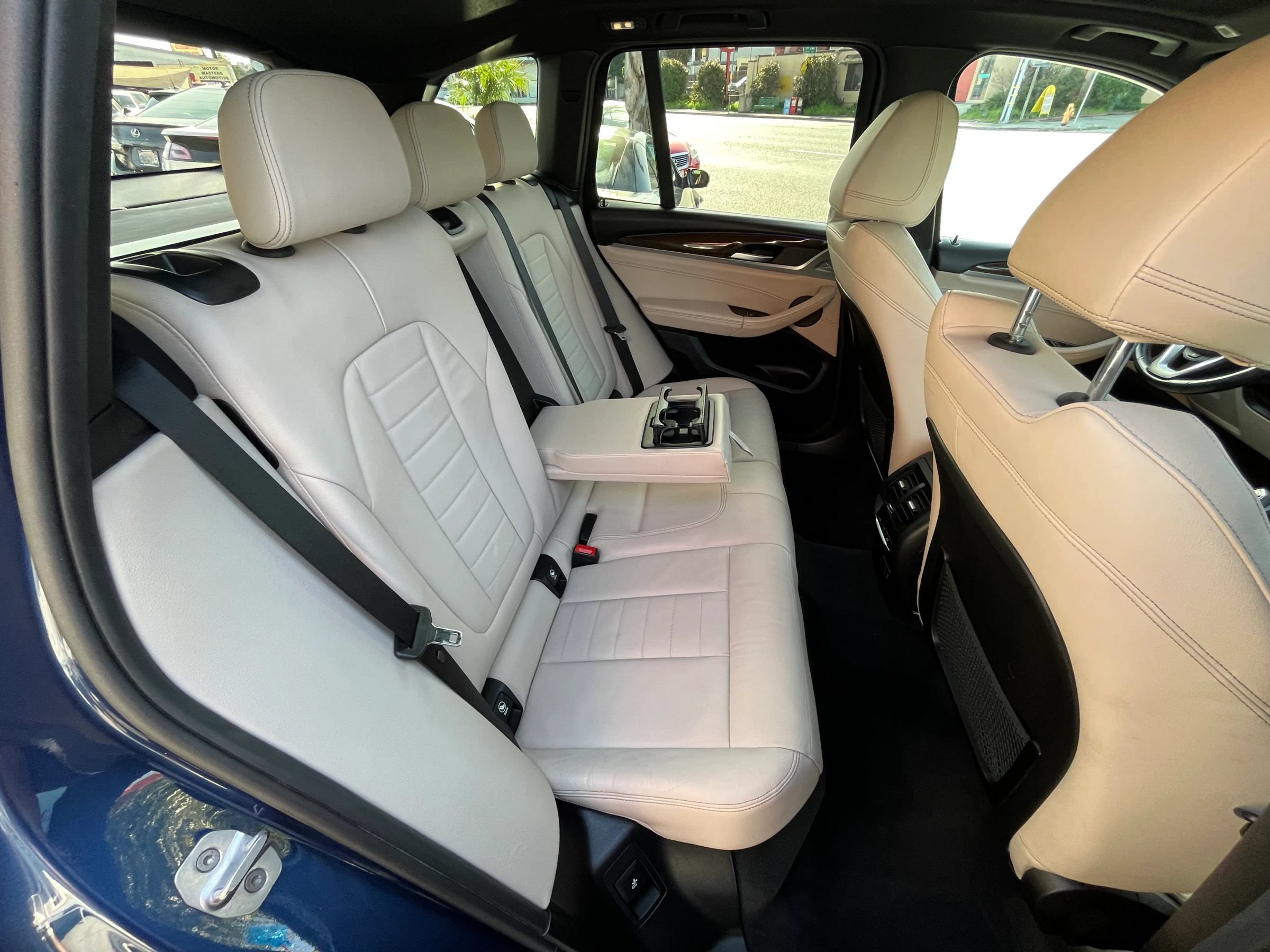 Used 2018 BMW X3 xDrive30i AWD/4WD image 16