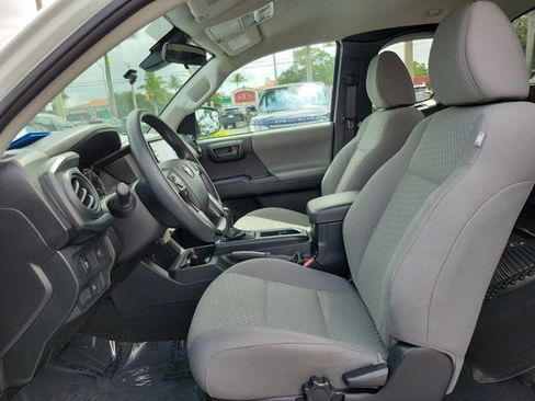 Used 2023 Toyota Tacoma SR AWD/4WD image 11