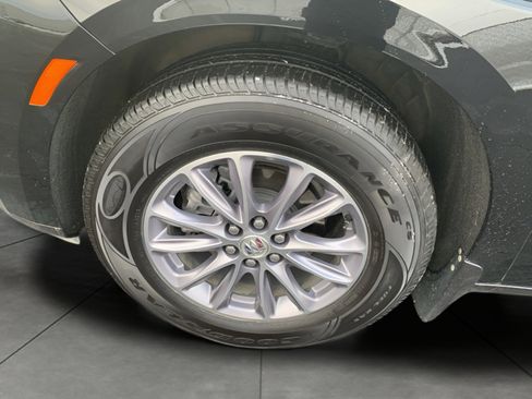 Used 2024 Buick Enclave Essence w/ Trailering Package, 5000 lbs. image 9