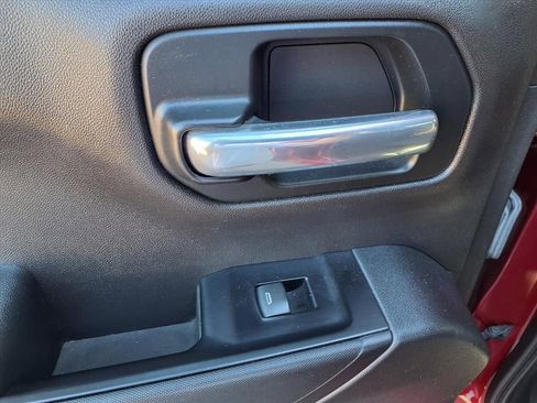 Used 2019 Chevrolet Silverado 1500 LT w/ All-Star Edition image 17