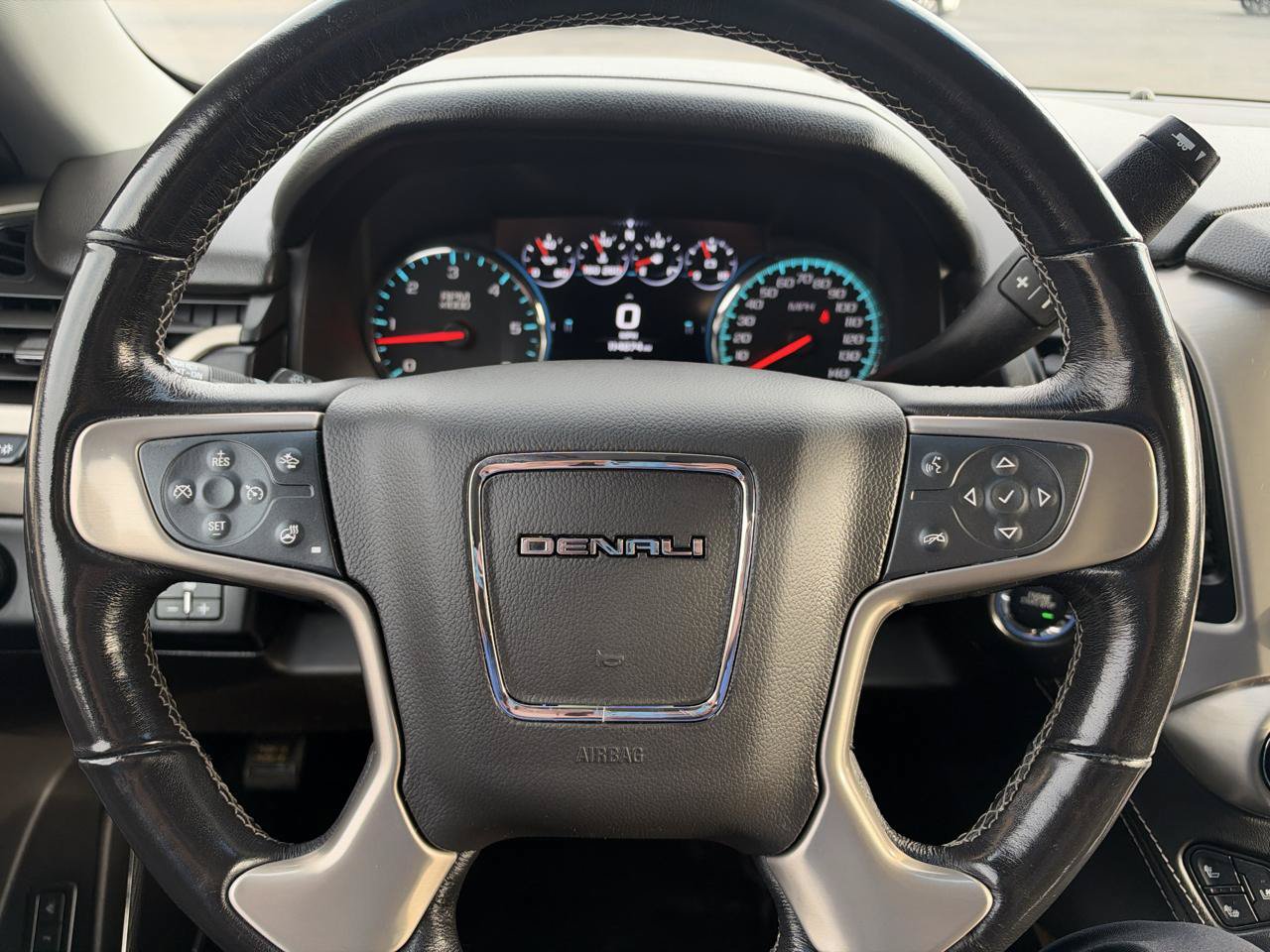 Used 2018 GMC Yukon XL Denali w/ Open Road Package AWD/4WD image 18