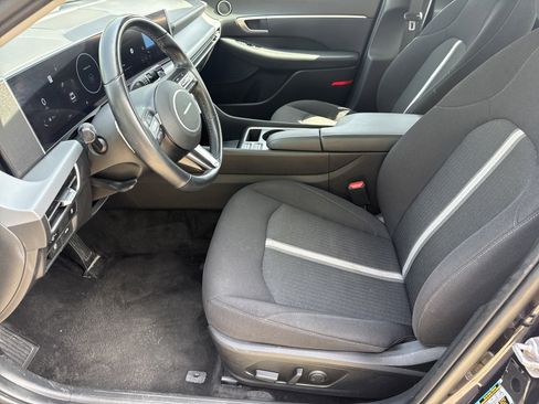 Used 2024 Hyundai Sonata SEL w/ Convenience Package FWD image 5