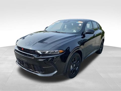 Used 2024 Dodge Hornet R/T Plus w/ R/T Blacktop Package AWD/4WD image 4