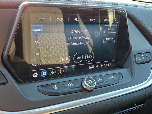 Used 2019 Chevrolet Blazer LT image 17