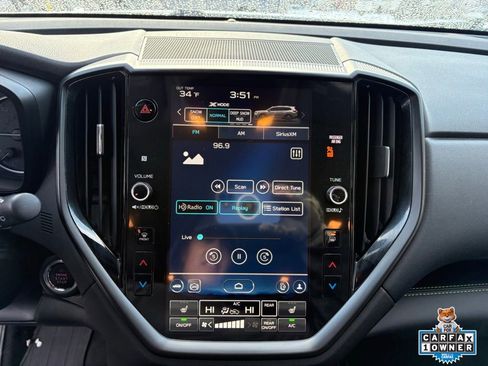 Used 2024 Subaru Ascent Onyx Edition image 16