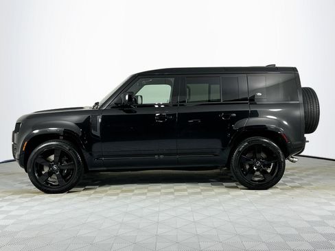 Used 2023 Land Rover Defender 110 V8 AWD/4WD image 8