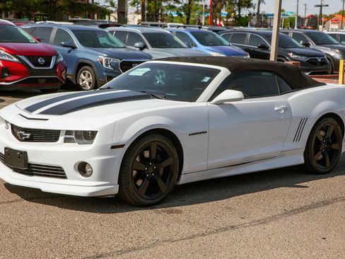 Used 2012 Chevrolet Camaro SS RWD image 9