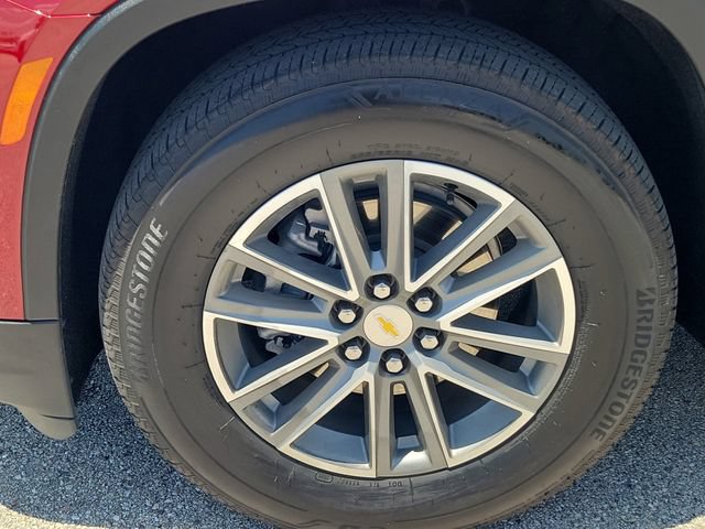Used 2023 Chevrolet Traverse LT w/ LPO, Floor Liner Package AWD/4WD image 8
