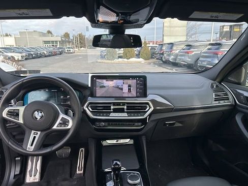 Used 2024 BMW X4 M40i w/ Premium Package image 18