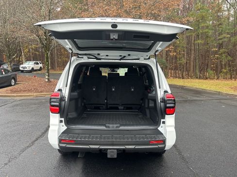 New 2025 Toyota 4Runner SR5 image 15