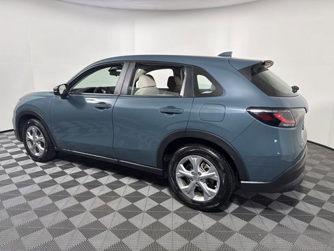 Used 2025 Honda HR-V LX image 4