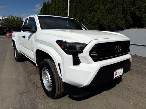 Certified 2025 Toyota Tacoma SR w/ Towing Package RWD image 2
