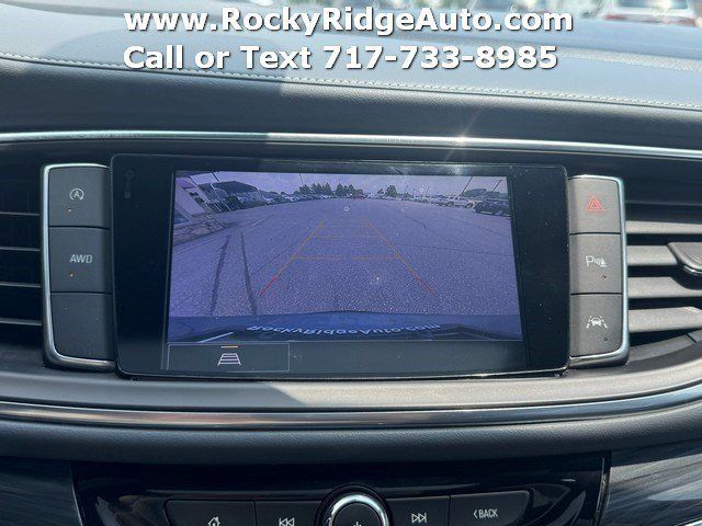 Used 2023 Buick Enclave Essence w/ Experience Buick Package AWD/4WD image 18