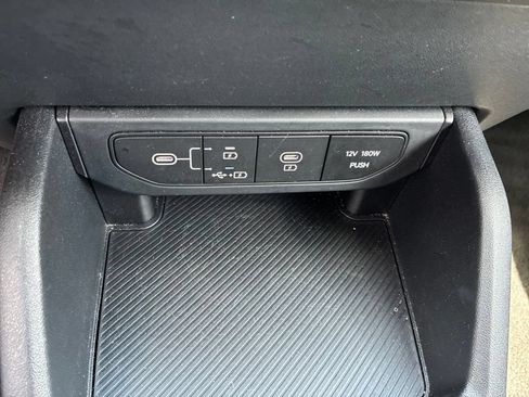 Used 2025 Kia K4 FWD image 28