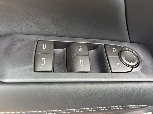 New 2026 GMC Terrain Elevation w/ Technology Package II FWD image 18