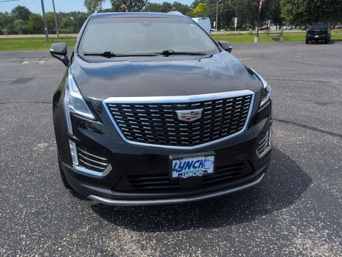 Used 2023 Cadillac XT5 Premium Luxury w/ Technology Package AWD/4WD image 9