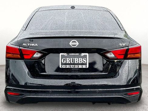 Used 2022 Nissan Altima 2.5 SV image 6