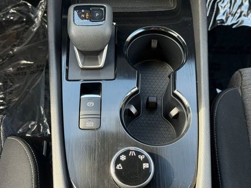 Used 2023 Nissan Rogue SV w/ SV Premium B Package image 26