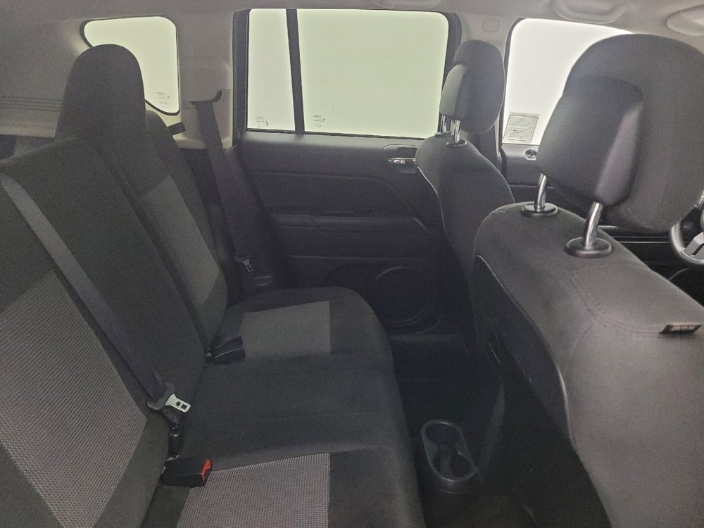 Used 2016 Jeep Compass Sport w/ Power Value Group FWD image 19