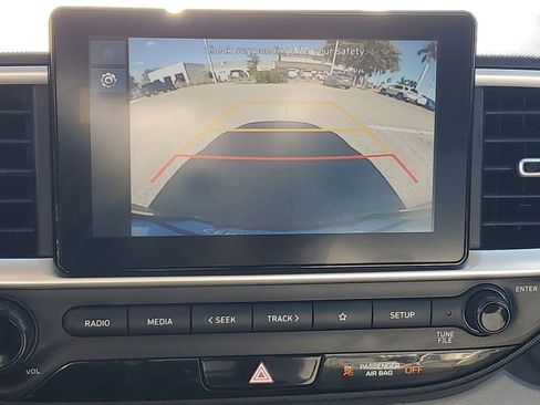 Certified 2023 Hyundai Venue SEL w/ Cargo Package image 28