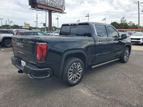 Used 2023 GMC Sierra 1500 Denali Ultimate AWD/4WD image 4