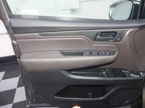 Used 2019 Honda Odyssey EX-L image 18
