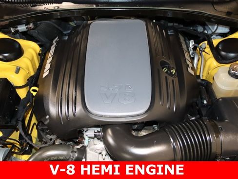 Used 2017 Dodge Charger R/T w/ Beats Audio Group image 9