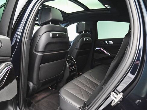 Used 2024 BMW X6 xDrive40i AWD/4WD image 36