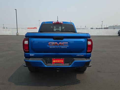 Used 2023 GMC Canyon AT4 w/ AT4 Premium Package AWD/4WD image 7