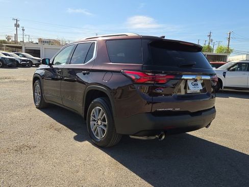 Used 2022 Chevrolet Traverse LT image 4
