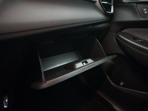 Used 2025 Chevrolet TrailBlazer LT image 29